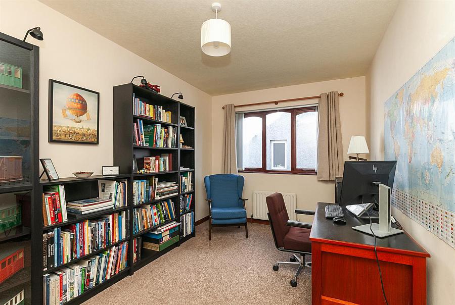 8 Merion Park