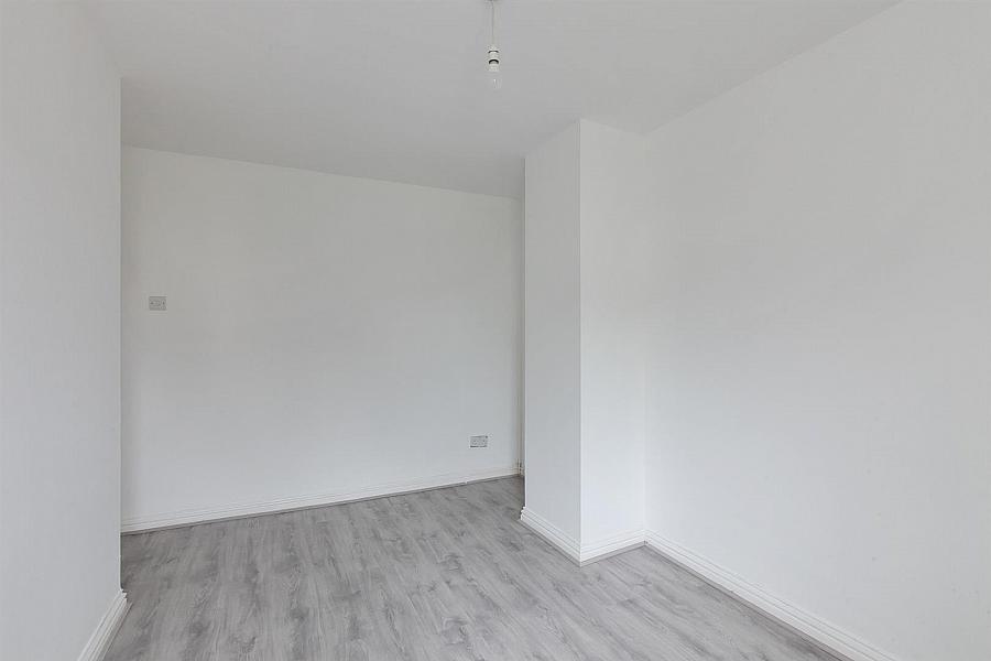 25 Castlebrook Avenue