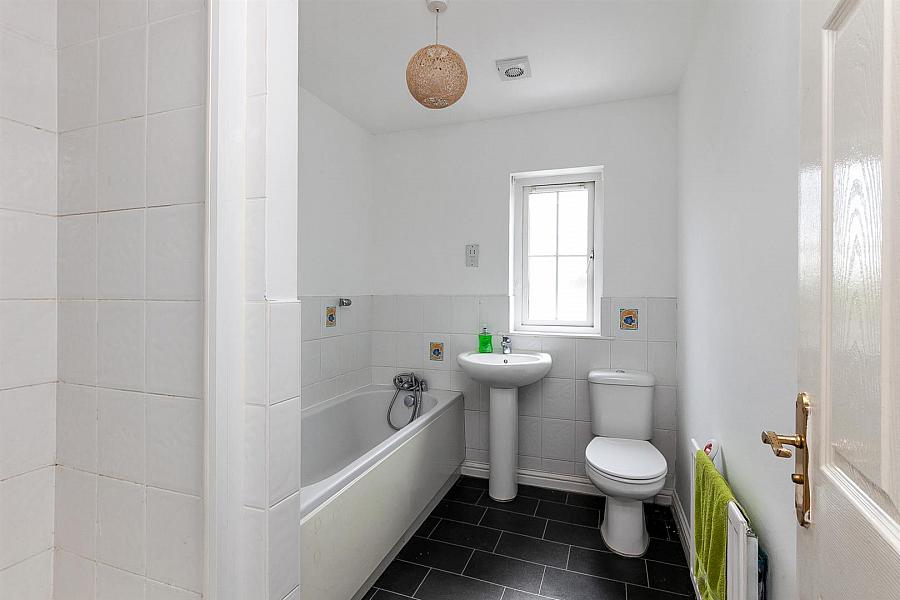 25 Castlebrook Avenue