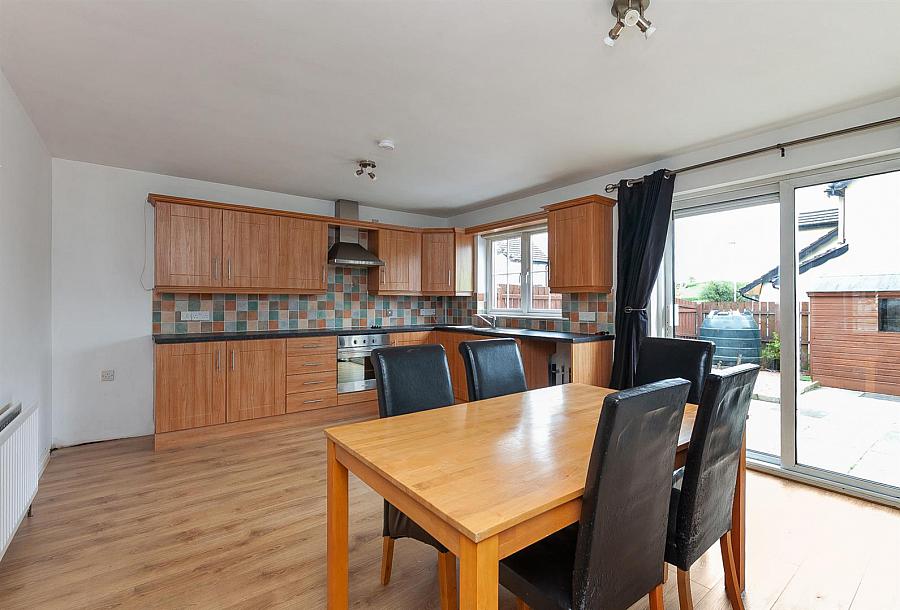 25 Castlebrook Avenue