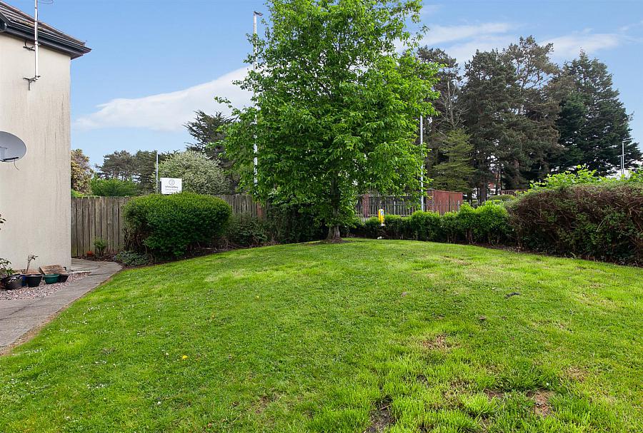 16 Friars Wood