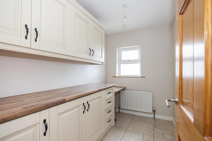 32b Crumlin Road