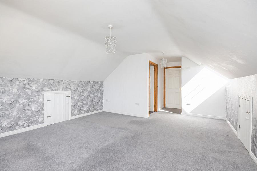 32b Crumlin Road