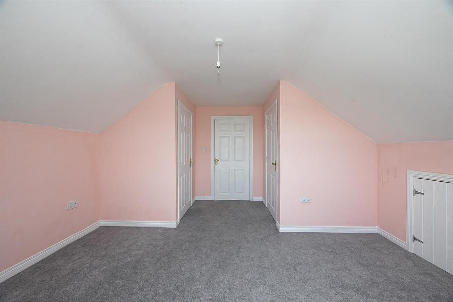 32b Crumlin Road