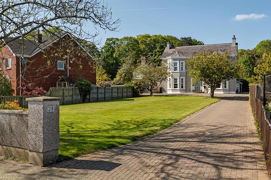 24 Woodburn Road