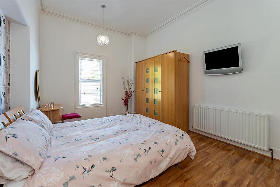 24 Woodburn Road
