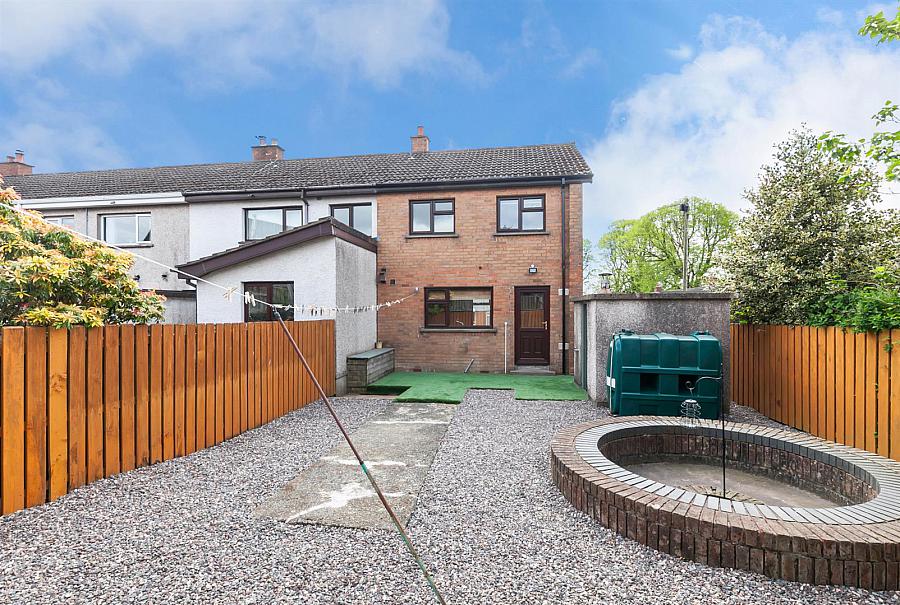 1 Moyadam Park
