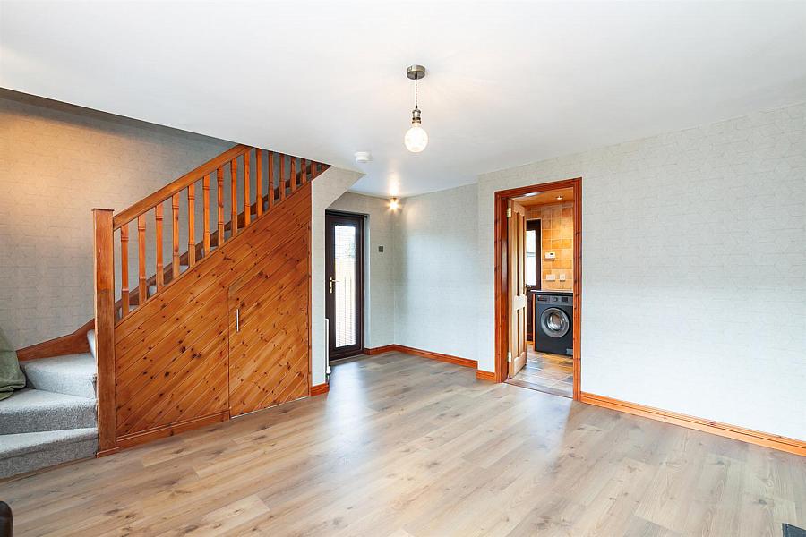 1 Moyadam Park