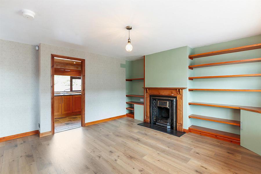 1 Moyadam Park