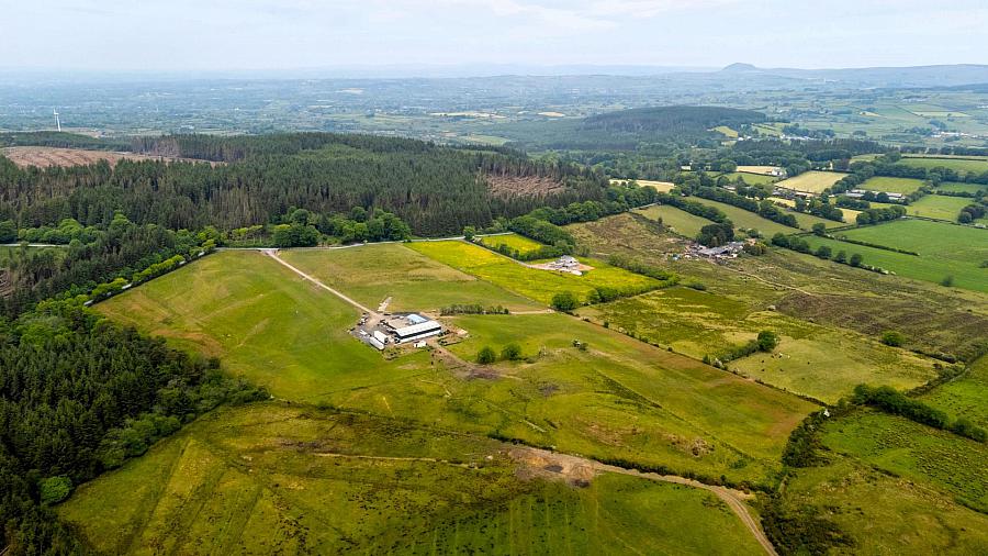 Land, Yard & Outbuildings At Carnearney Road