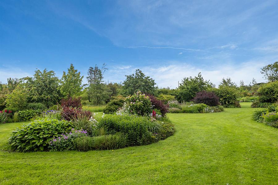 Kilcoan Gardens, 240 Middle Road
