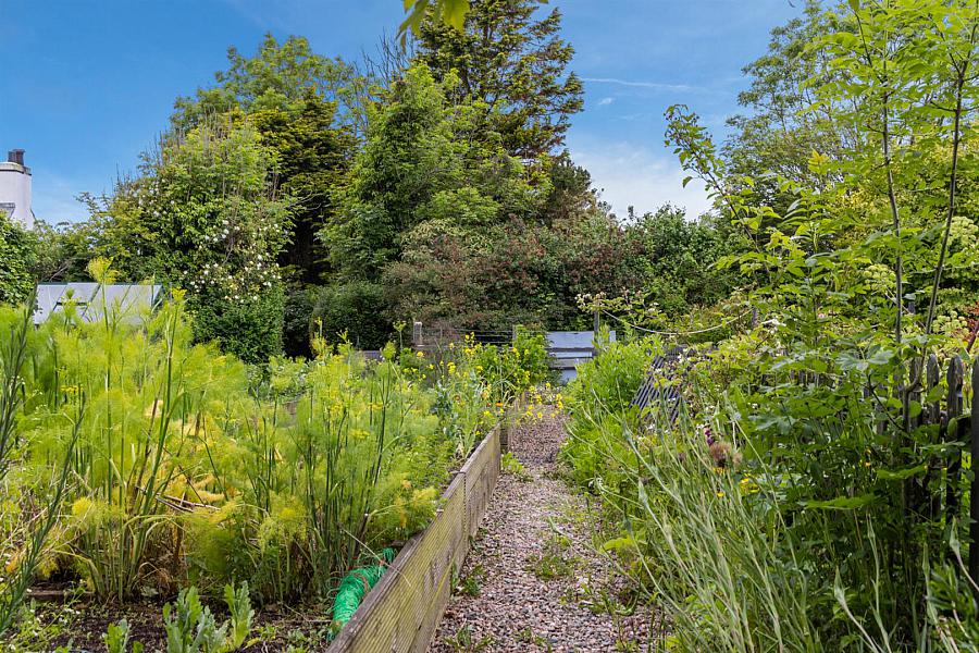 Kilcoan Gardens, 240 Middle Road