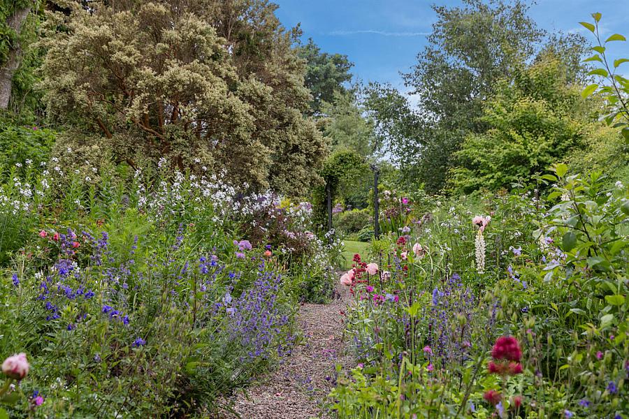 Kilcoan Gardens, 240 Middle Road