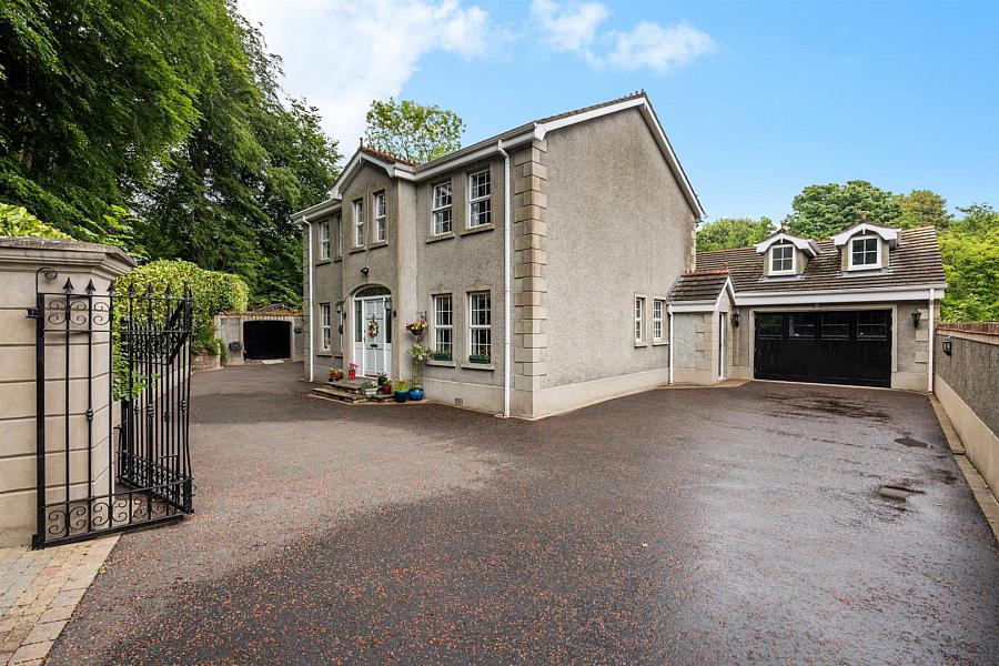 5 Cogry Manor