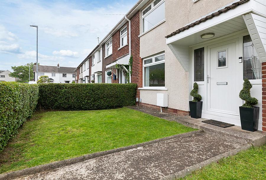 3 Glanroy Crescent