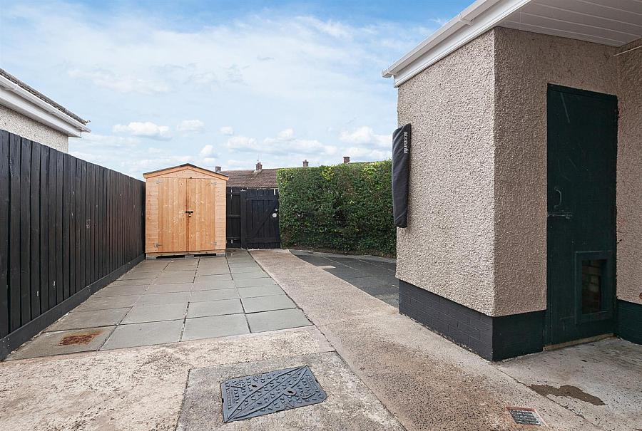 3 Glanroy Crescent