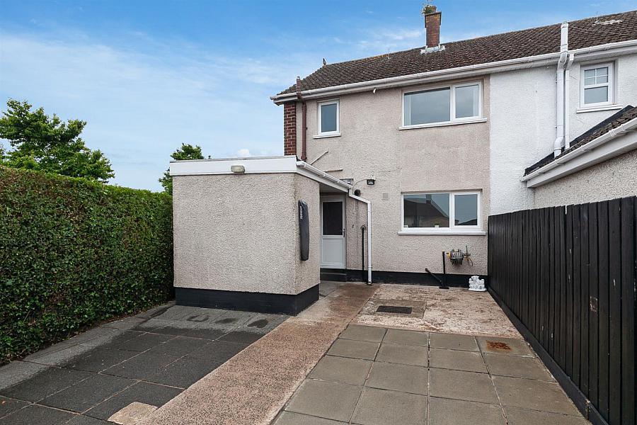 3 Glanroy Crescent