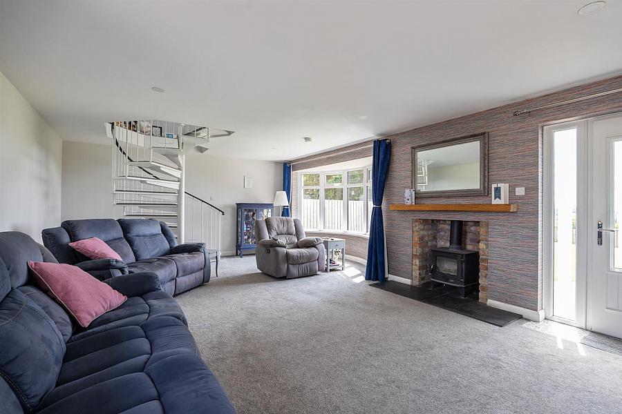 70 Ballynure Road