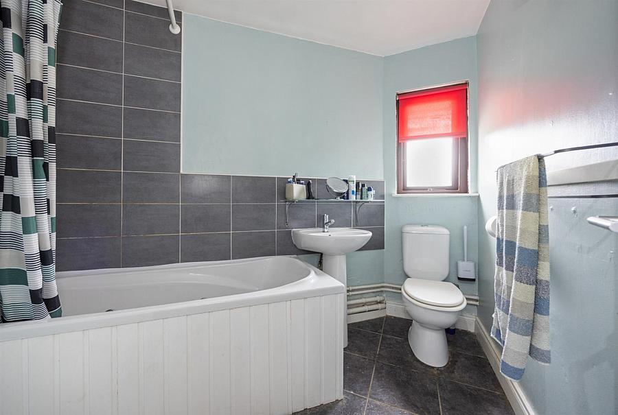 55c Armoy Gardens