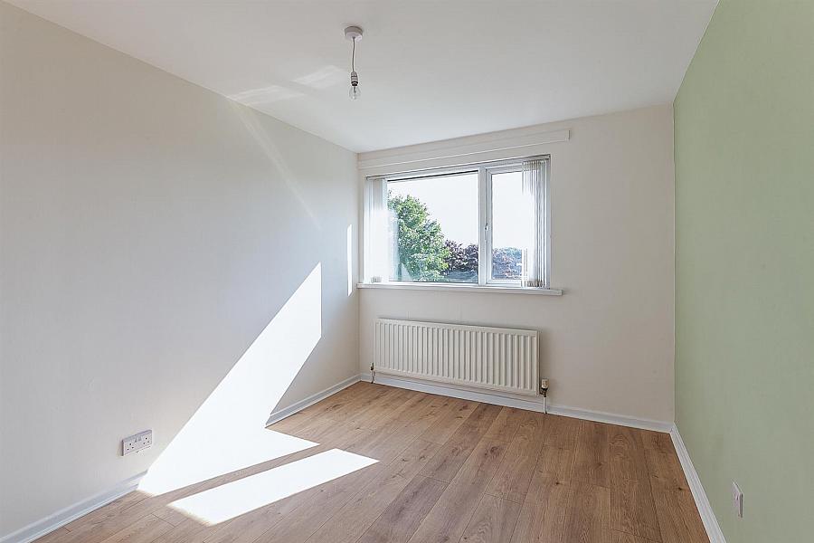 5 Innishargie Gardens