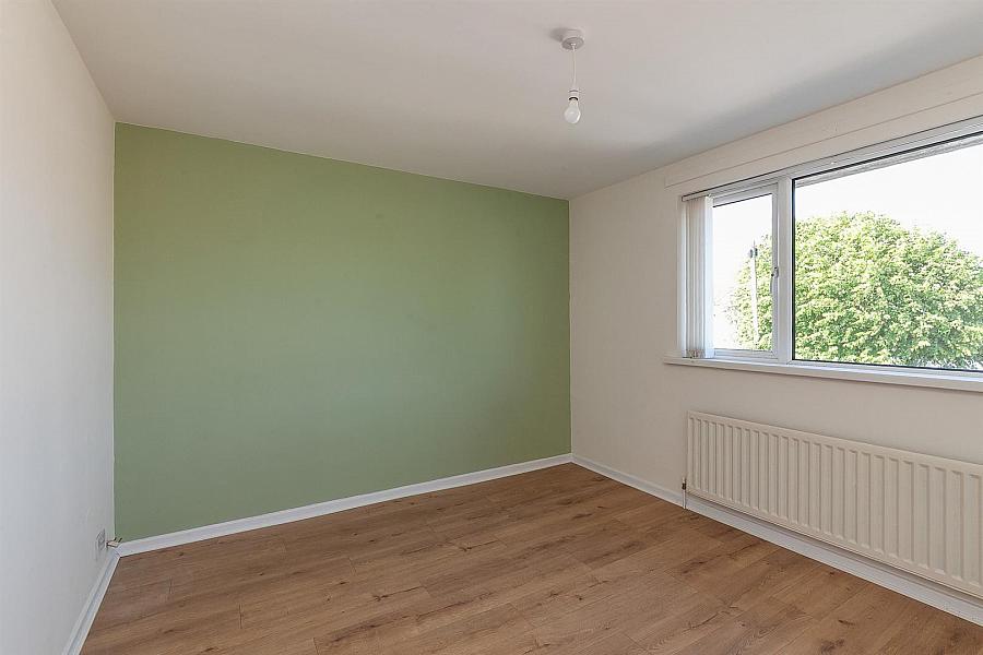 5 Innishargie Gardens