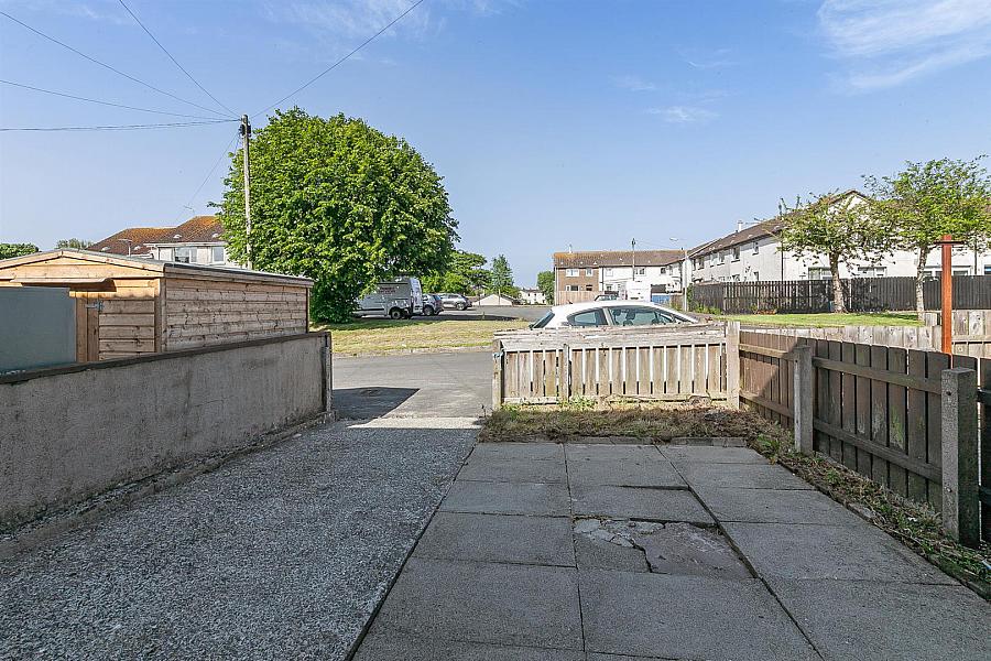 5 Innishargie Gardens