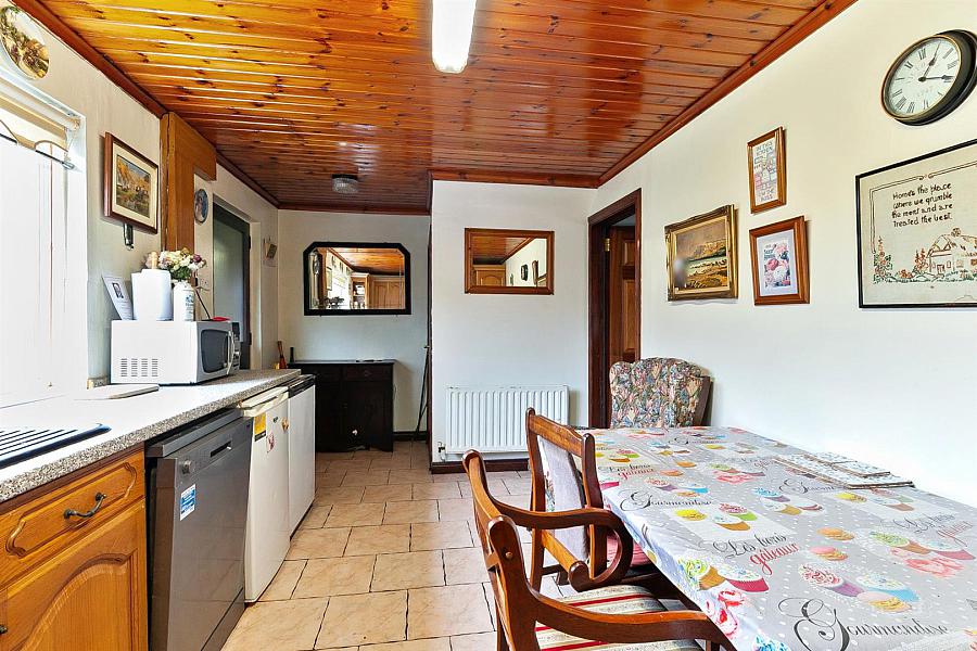 3 Thorndale Close