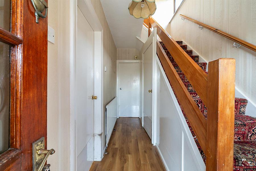 17 Sharonmore Park