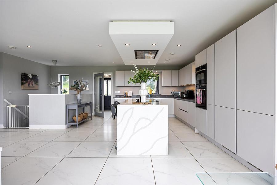 12 Old Ballynoe Road