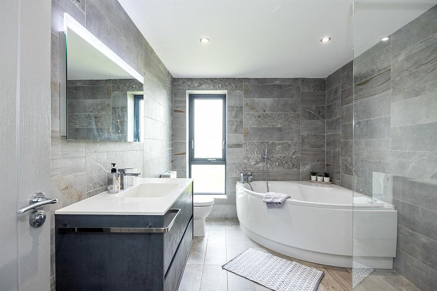 12 Old Ballynoe Road