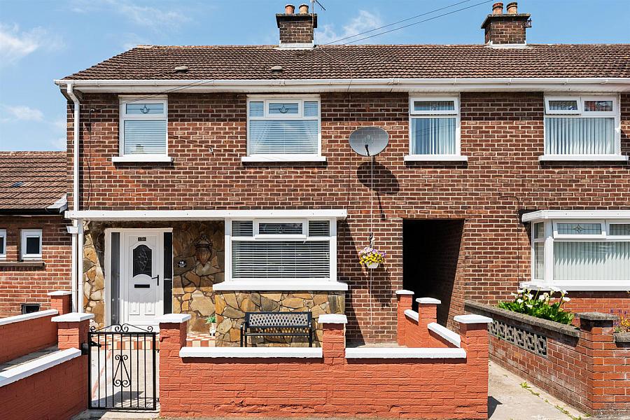 16 Ardfarn Close