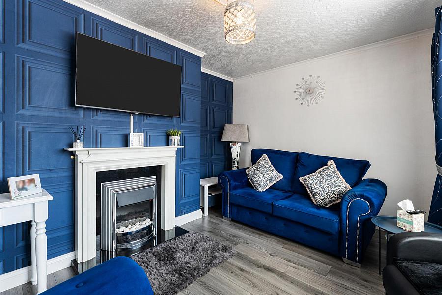 16 Ardfarn Close