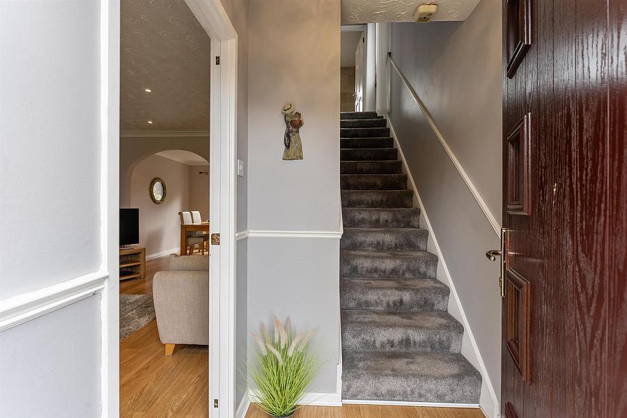 20 Beechgrove Gardens