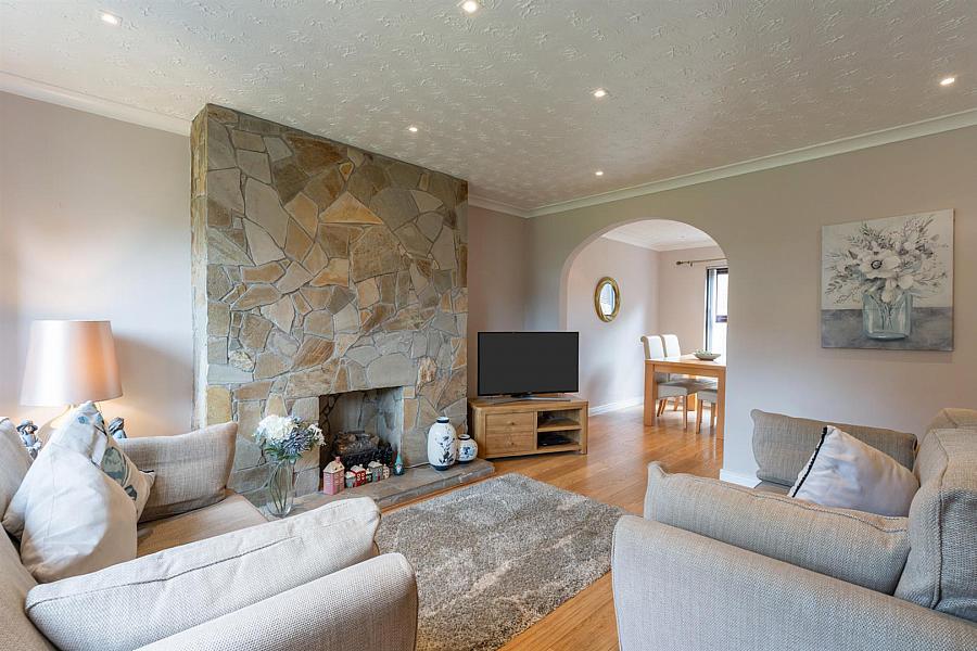 20 Beechgrove Gardens