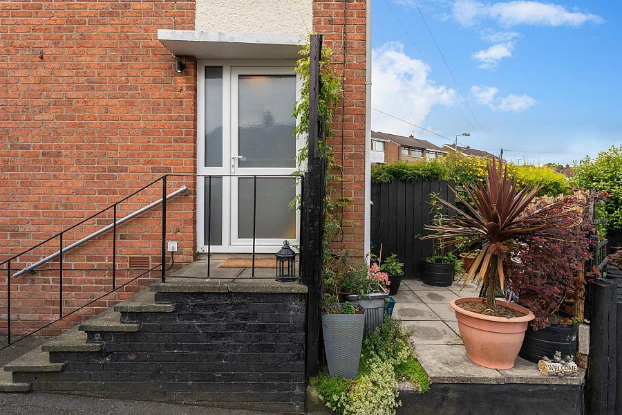 25 Kimberley Road