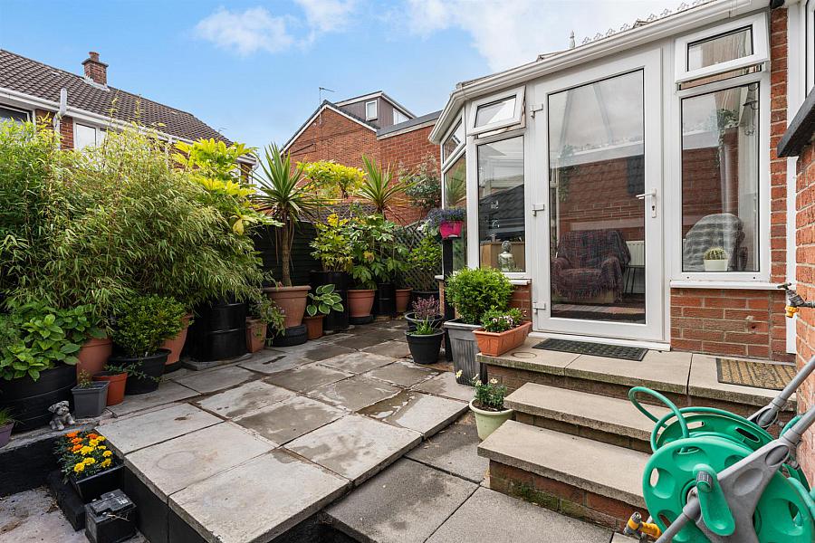 25 Kimberley Road