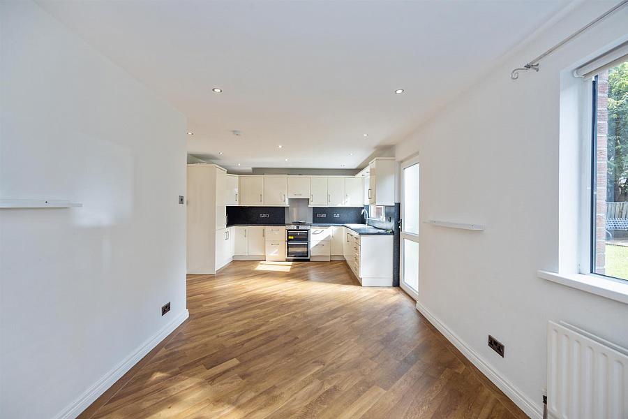 20 Dorchester Gardens