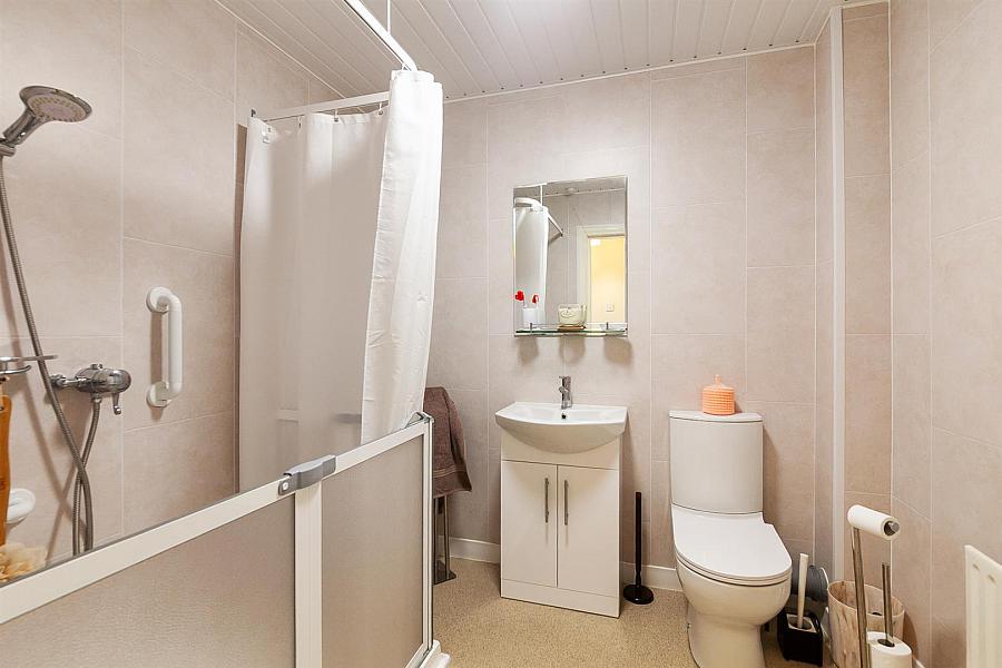 3 Hampton Mews