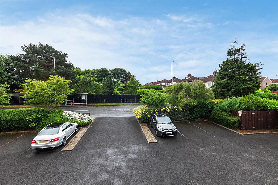 3 Hampton Mews