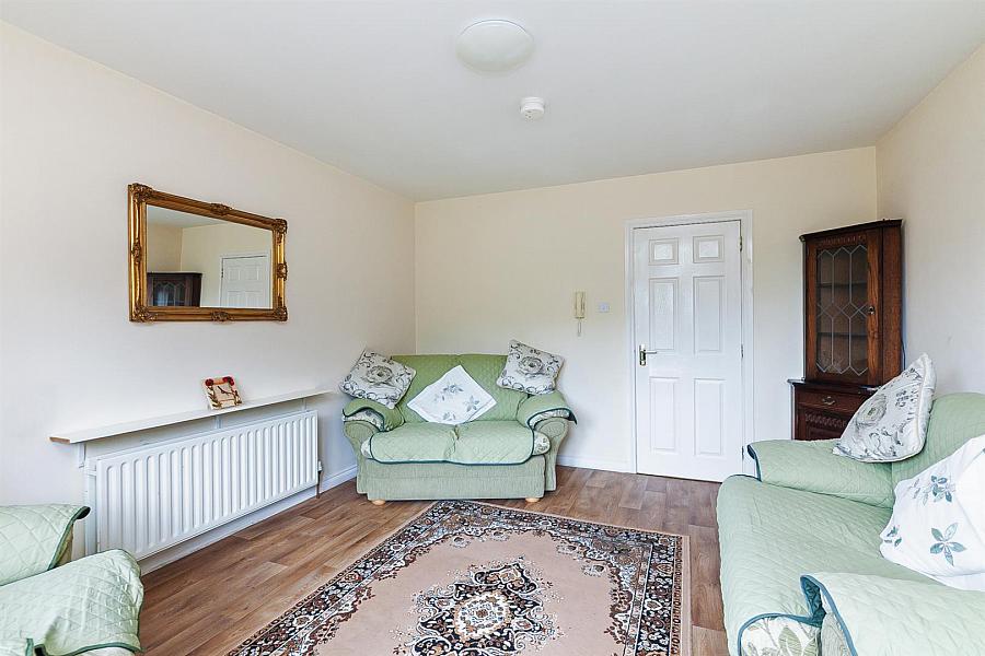 3 Hampton Mews