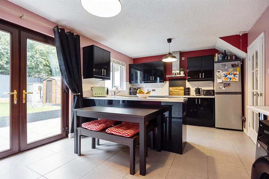 25 Clare Heights