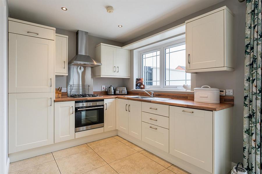7 Sandymount Green