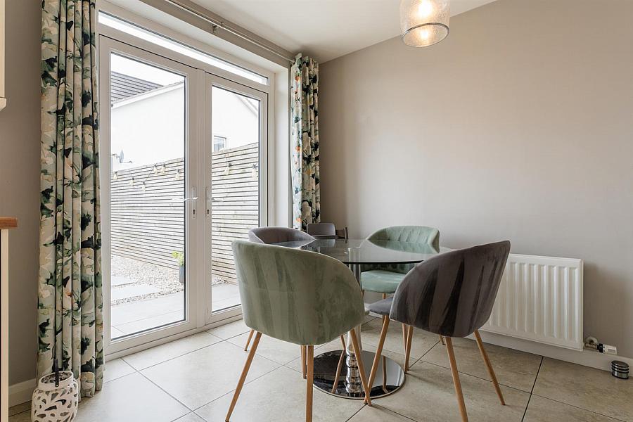 7 Sandymount Green