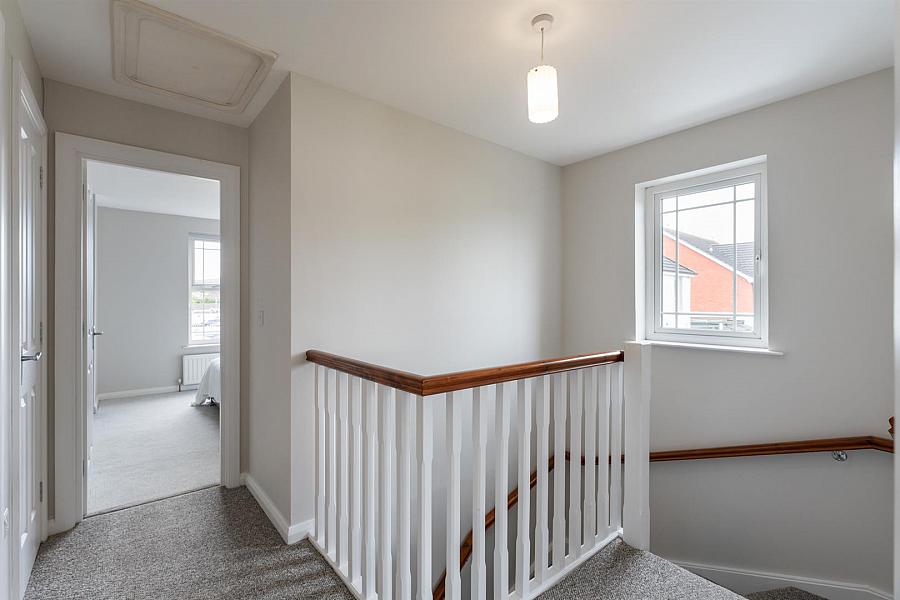 7 Sandymount Green