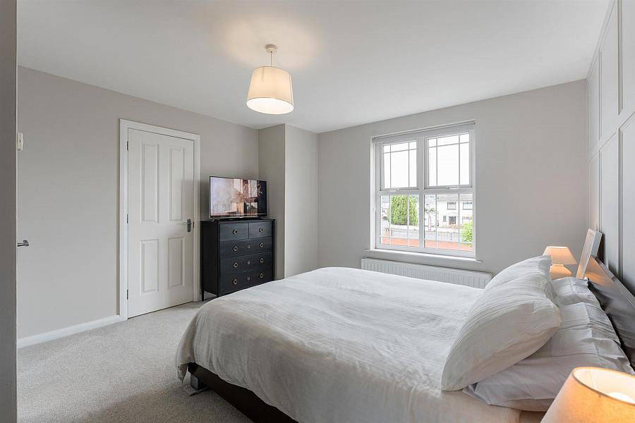 7 Sandymount Green