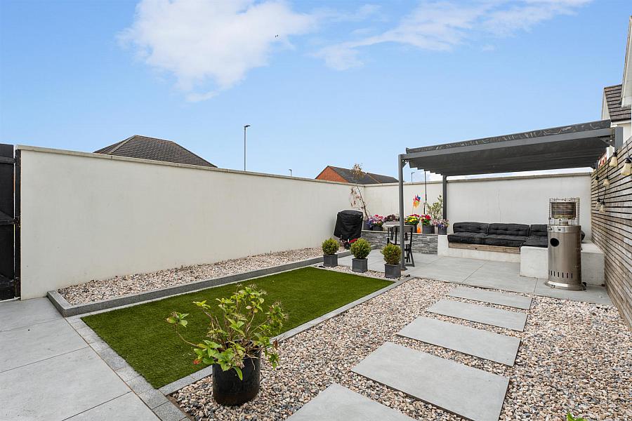 7 Sandymount Green