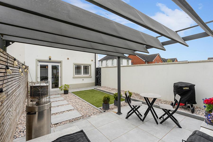 7 Sandymount Green