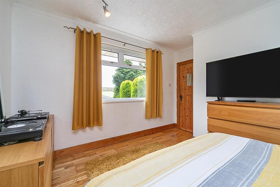 155 Templepatrick Road
