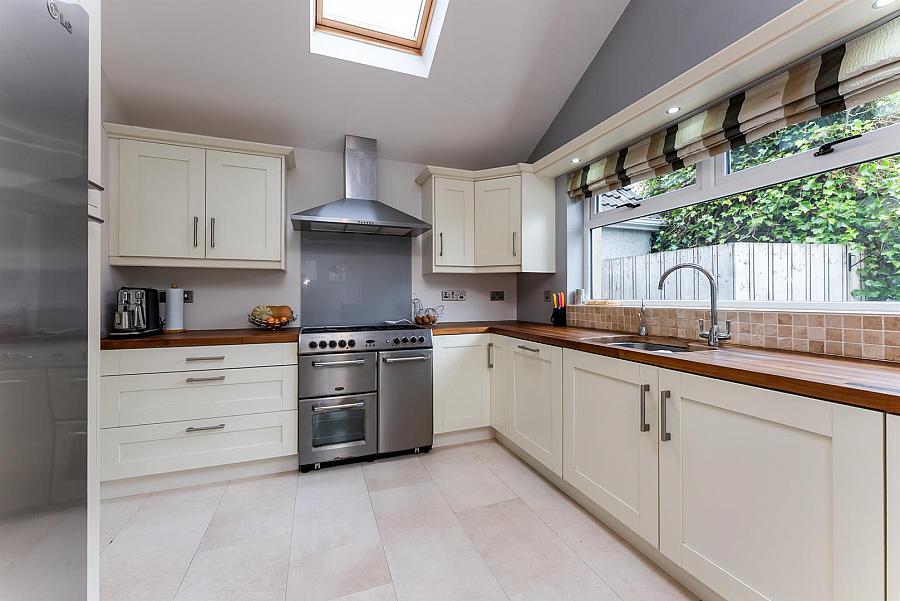 1 George Court