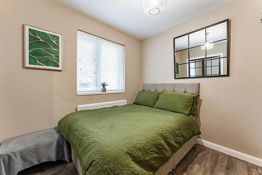 9 Inniscoole Park